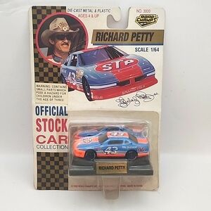 1992 Road Champs Official Stock Car Collection Richard Petty NWT